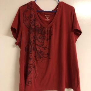 A very simple red T-shirt.